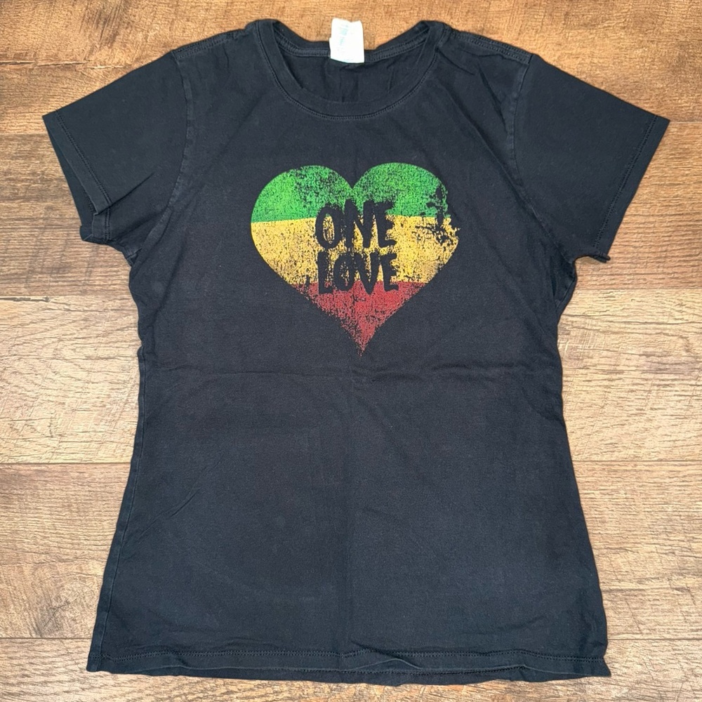 Women’s One Love Heart Crewneck Short Sleeve T-Shirt - Black, Green, Yellow, Red